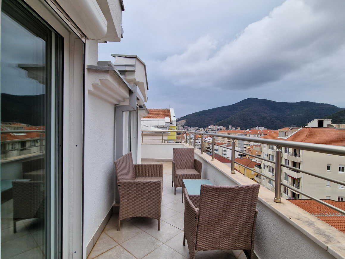 amforaproperty.com/Luksuzan jednosoban stan sa pogledom na more u zgradi Merkur,Budva-Rozino.(OBEZBEDJENO PARKING MESTO)-NA DUZI PERIOD